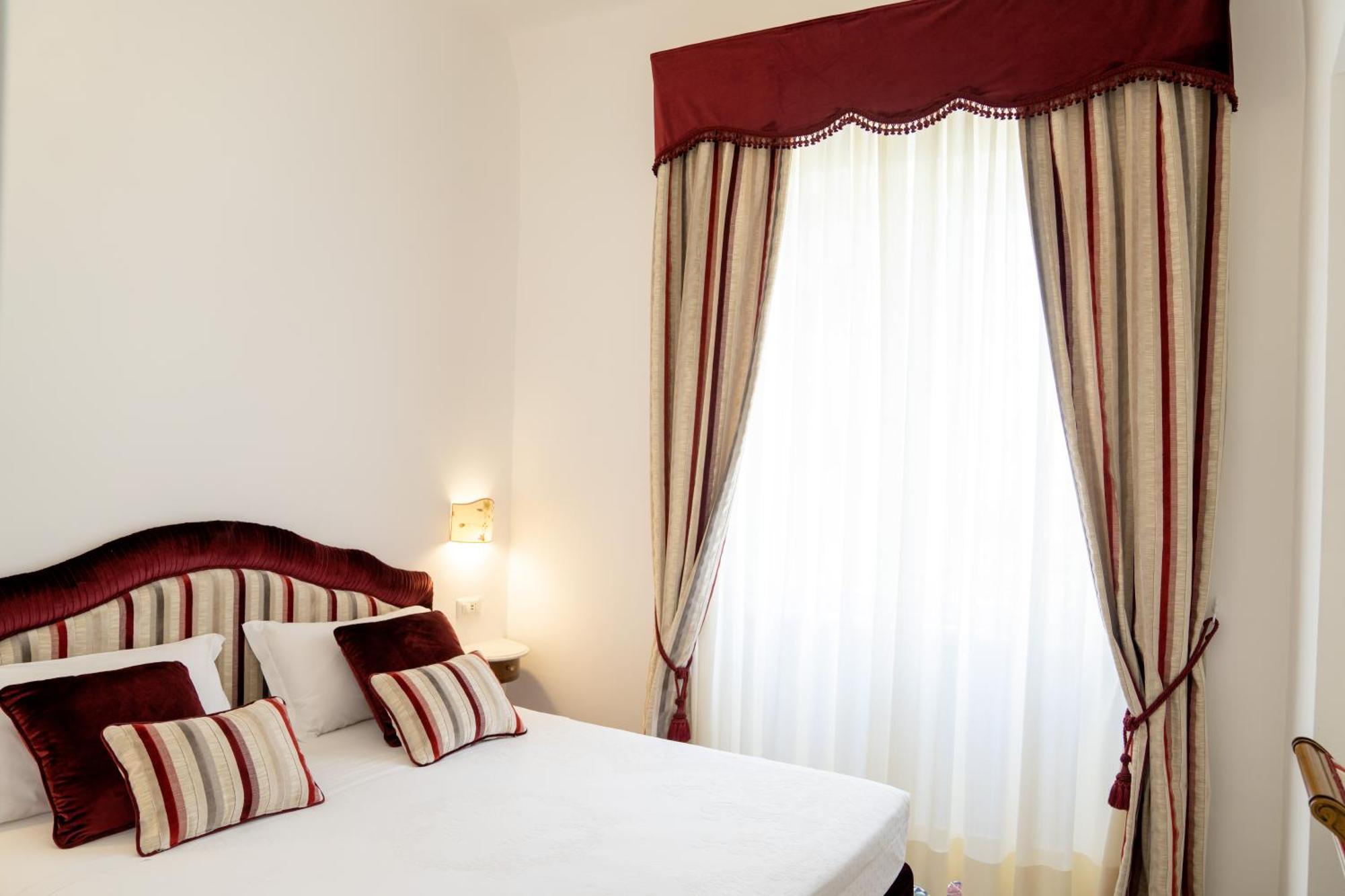 Hotel Luna Convento Amalfi Pokoj fotografie